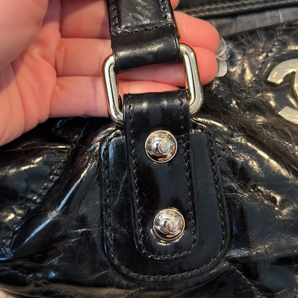 Authentic Chanel Portobello tote- great condition! - Picture 9 of 11